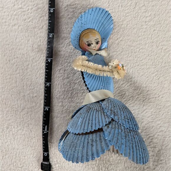 Vintage Seashell Ladies Set of 2 Southern Belle Figurines Blue Yellow Painted - Picture 4 of 7